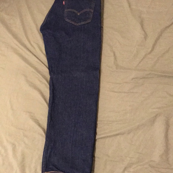 Levi’s pants - Picture 3 of 3